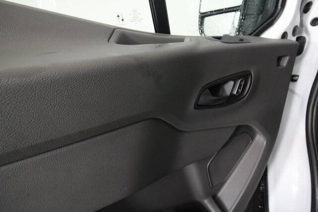 2024 Ford Transit 250