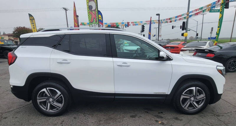 2020 GMC Terrain SLT