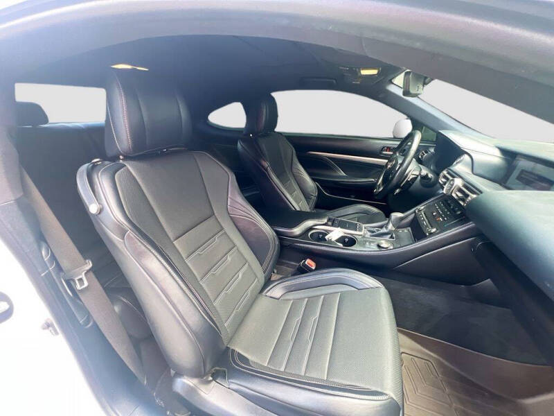 2019 Lexus RC 300