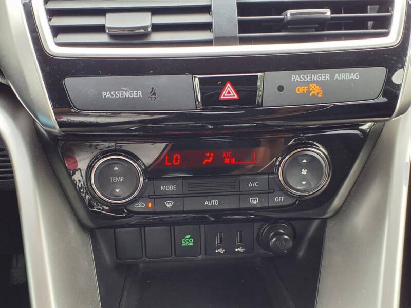 2020 Mitsubishi Eclipse Cross LE