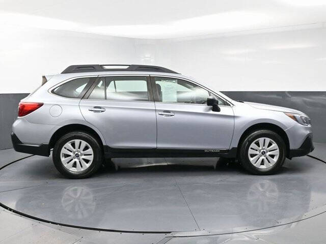 2019 Subaru Outback 2.5i