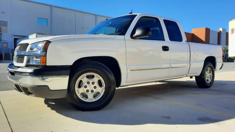 2004 Chevrolet Silverado 1500 for sale at JULIANO'S GARAGE AUTO SALES in Ocoee FL