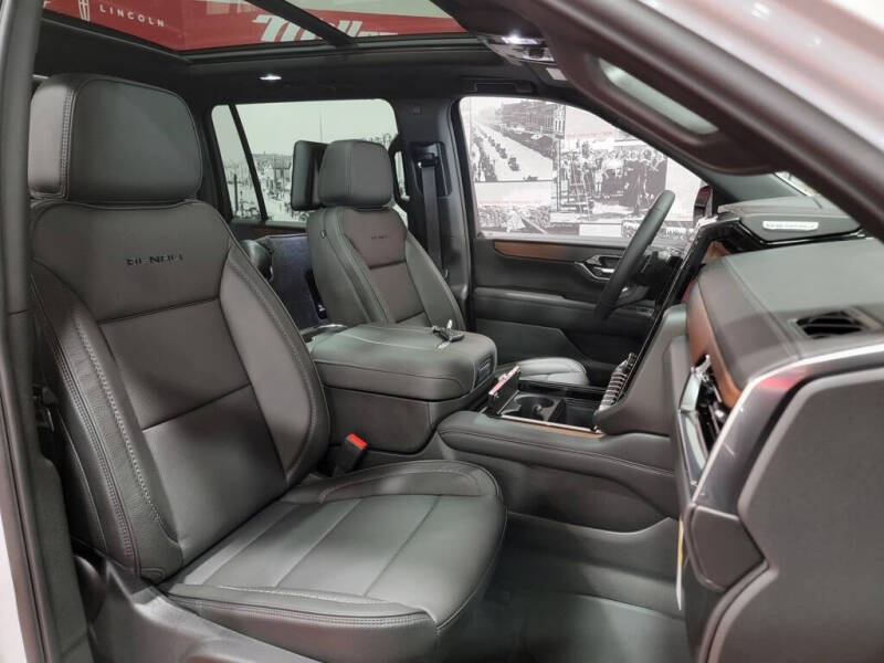 2025 GMC Yukon XL Denali