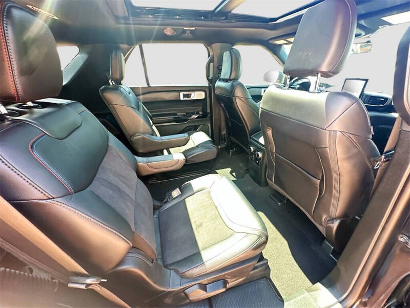 2023 Ford Explorer ST