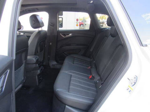 2022 Audi Q4 e-tron quattro Premium Plus 50