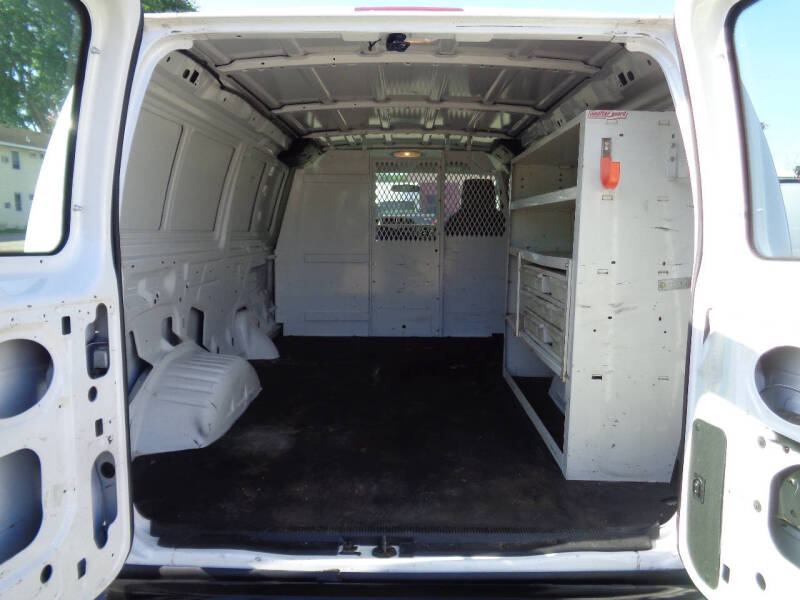 2011 Ford E-Series E-250