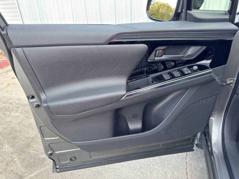 2023 Toyota bZ4X Limited