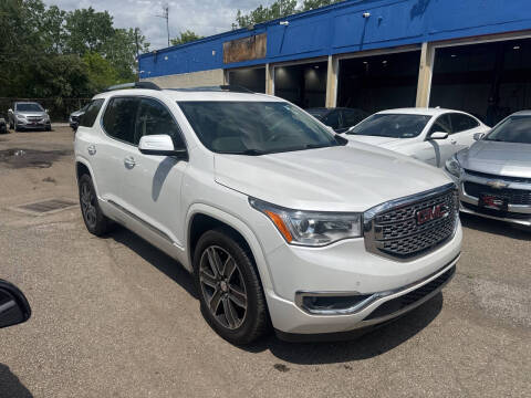 2017 GMC Acadia Denali