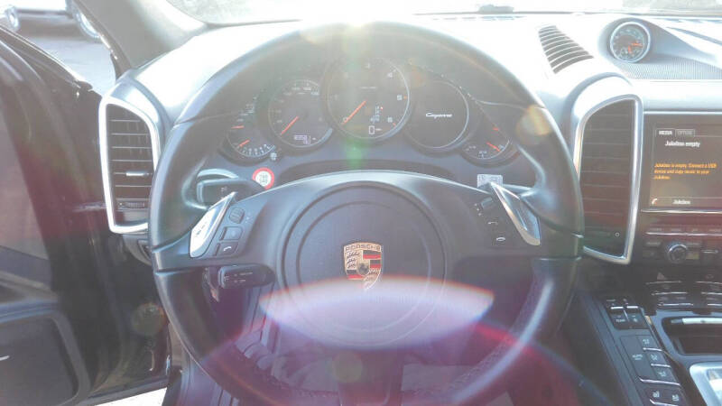2014 Porsche Cayenne Platinum Diesel