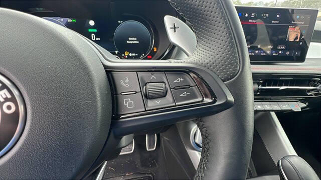 2025 Alfa Romeo Tonale Tributo Italiano