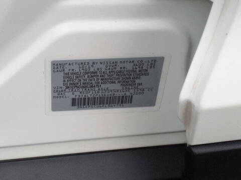 2019 Nissan Kicks SR