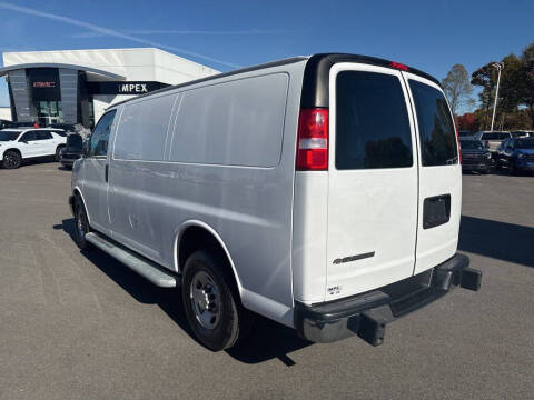 2023 Chevrolet Express 2500