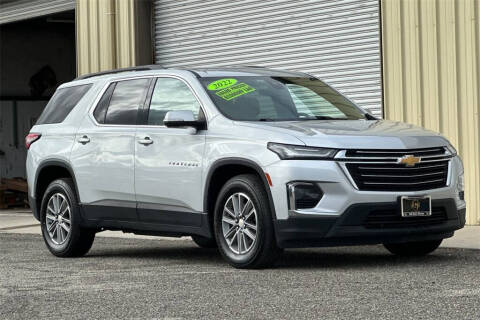 2022 Chevrolet Traverse LT Leather