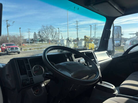 2017 Isuzu NPR 24FT Box Van