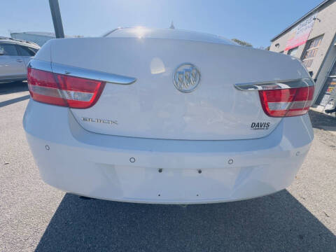 2013 Buick Verano Leather Group