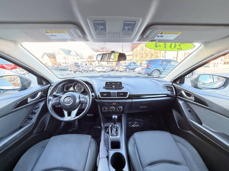 2014 Mazda MAZDA3 i Touring