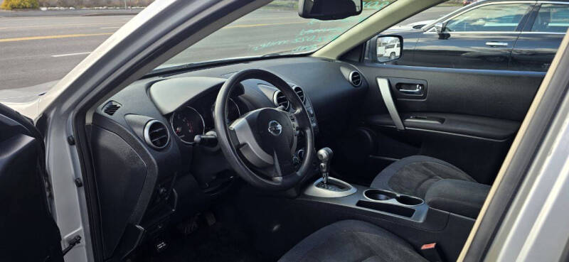 2010 Nissan Rogue S Krom