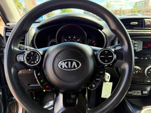 2015 Kia Soul +