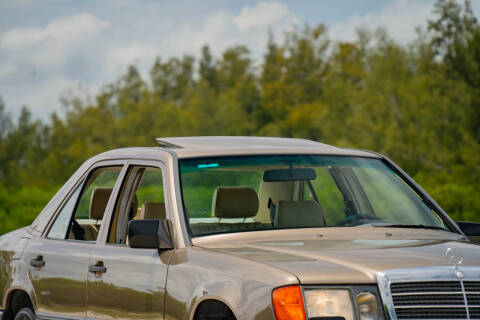 1988 Mercedes-Benz 300-Class 300 E