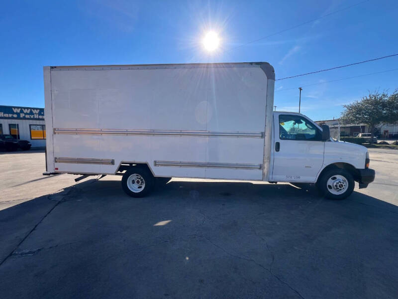 2020 GMC Savana 3500