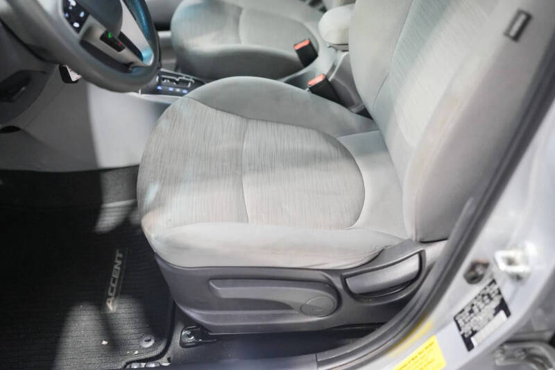 2015 Hyundai Accent GLS