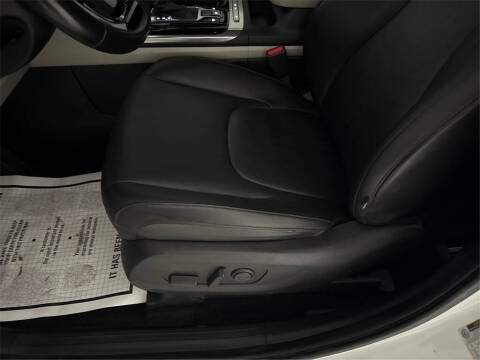 2022 Kia Carnival EX