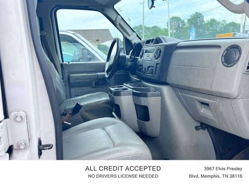2014 Ford E-Series E-150