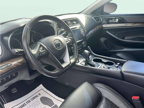 2016 Nissan Maxima Platinum