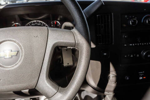 2024 Chevrolet Express 2500