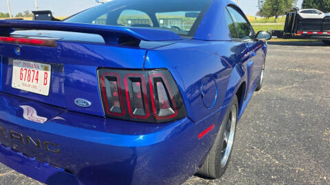 2003 Ford Mustang GT Deluxe