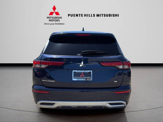 2022 Mitsubishi Outlander SE