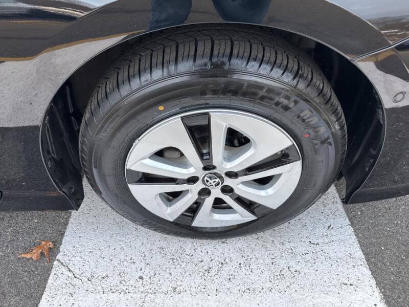 2018 Toyota Prius Two