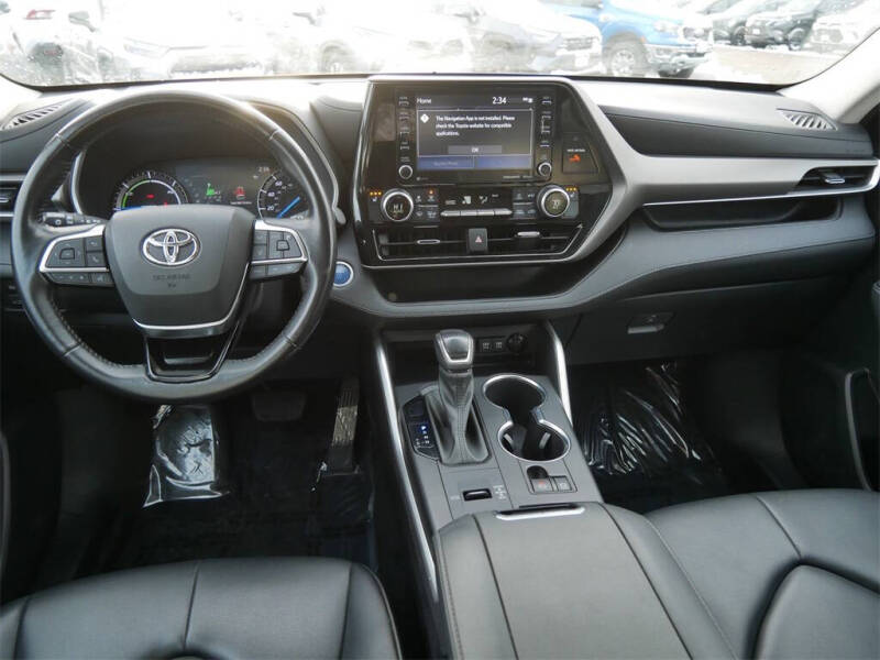 2021 Toyota Highlander Hybrid XLE