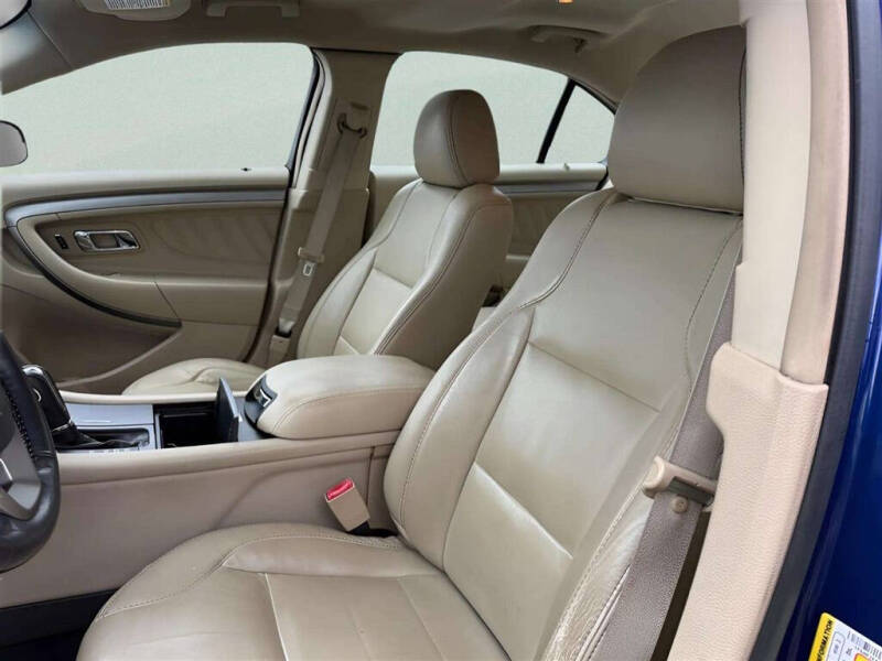 2013 Ford Taurus SEL