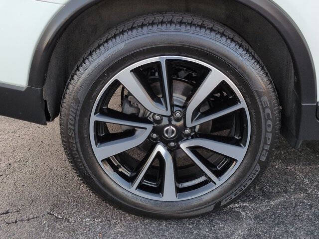 2020 Nissan Rogue SL