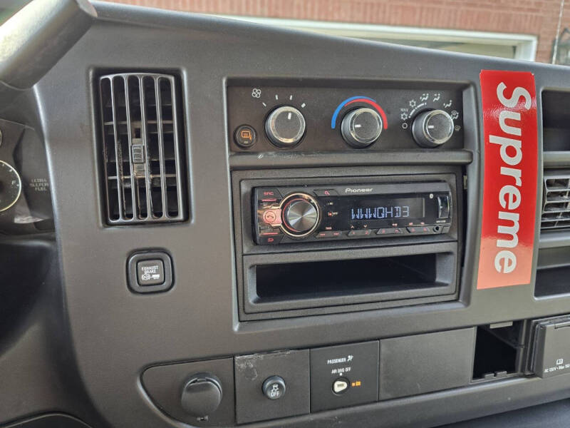 2019 Chevrolet Express 2500