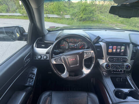 2017 GMC Yukon XL SLT