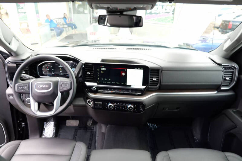 2025 GMC Sierra 1500