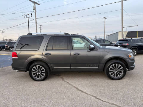 2016 Lincoln Navigator Select