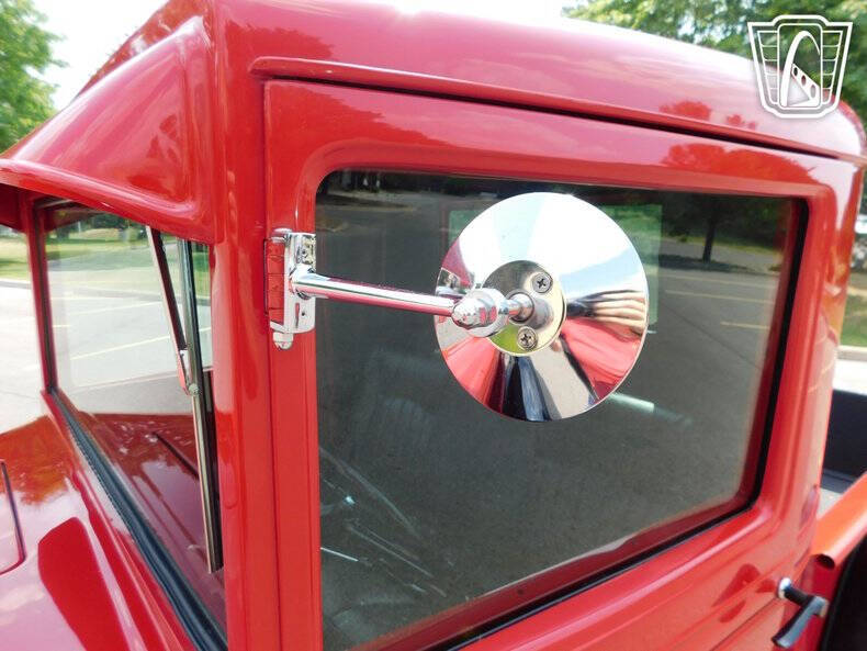 1933 Chevrolet Apache