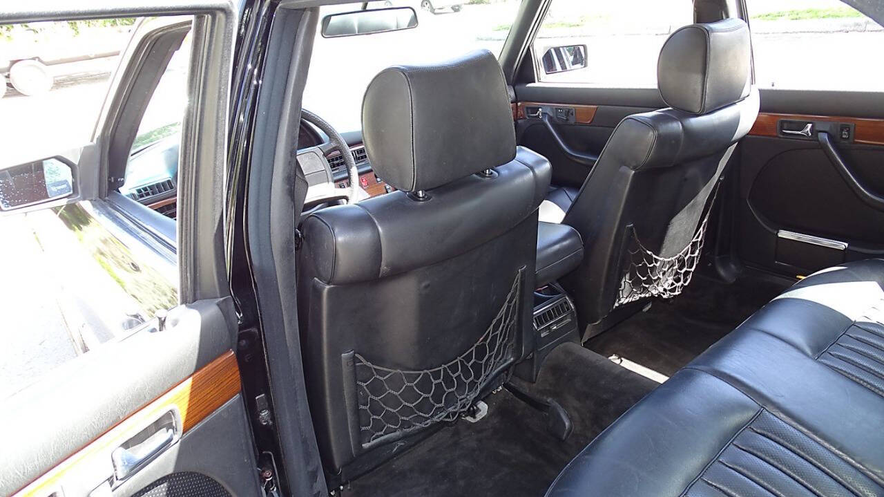 1987 Mercedes-Benz 420-Class 25