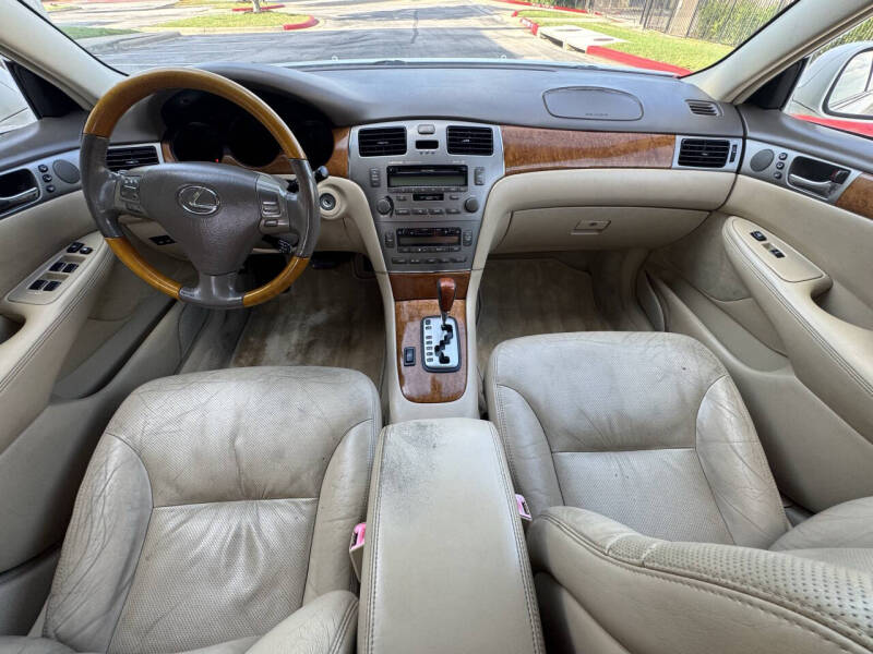 2005 Lexus ES 330