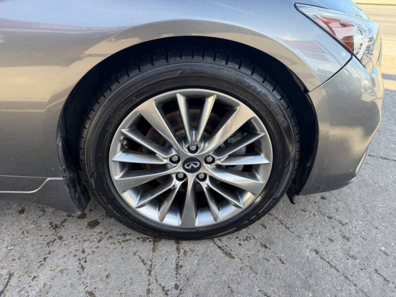 2018 Infiniti Q50 3.0T Luxe