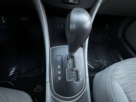 2015 Hyundai Accent GLS