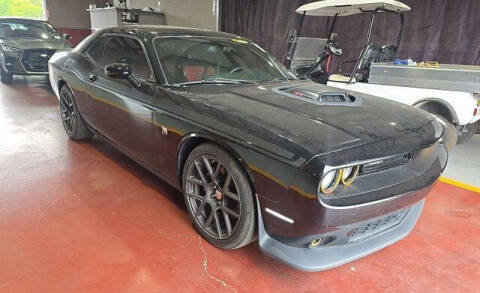 2016 Dodge Challenger 392 HEMI Scat Pack Shaker