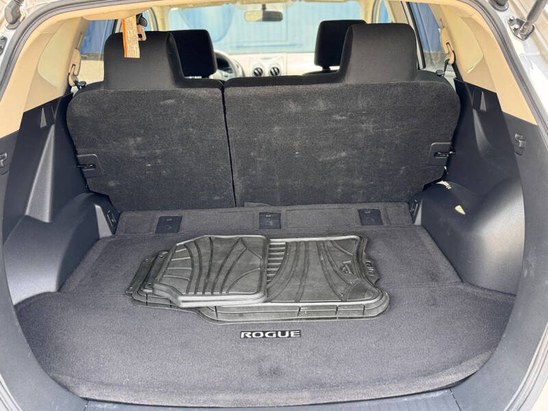 2012 Nissan Rogue S