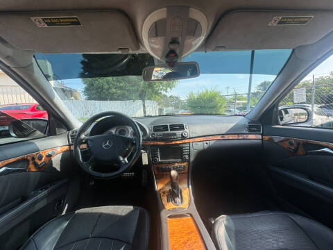 2005 Mercedes-Benz E-Class E 55 AMG