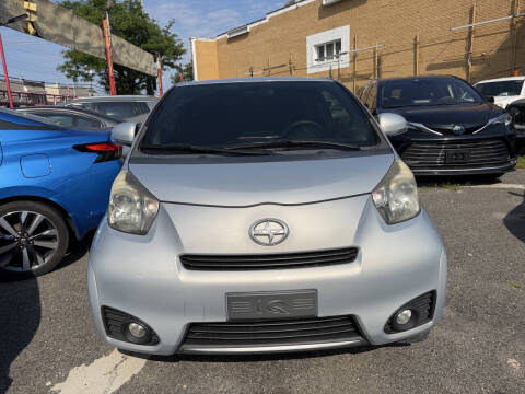 2014 Scion iQ