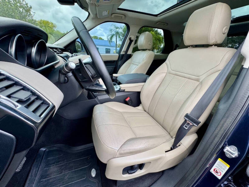 2018 Land Rover Discovery SE