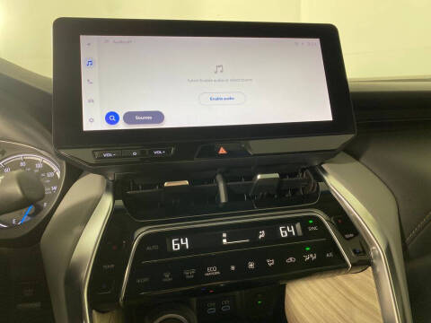 2023 Toyota Venza XLE